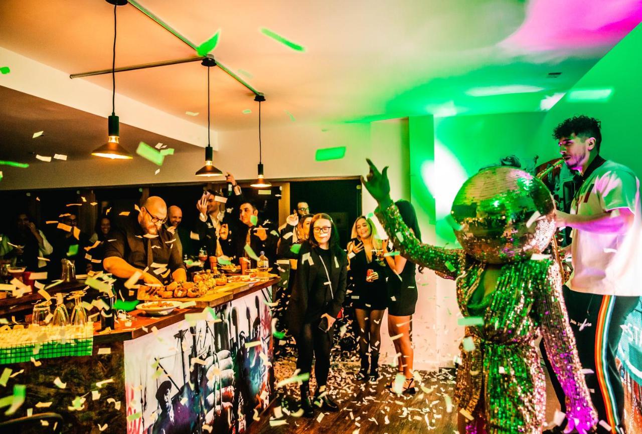 The Bling Hotel By Ustay Aparthotels Liverpool Luaran gambar